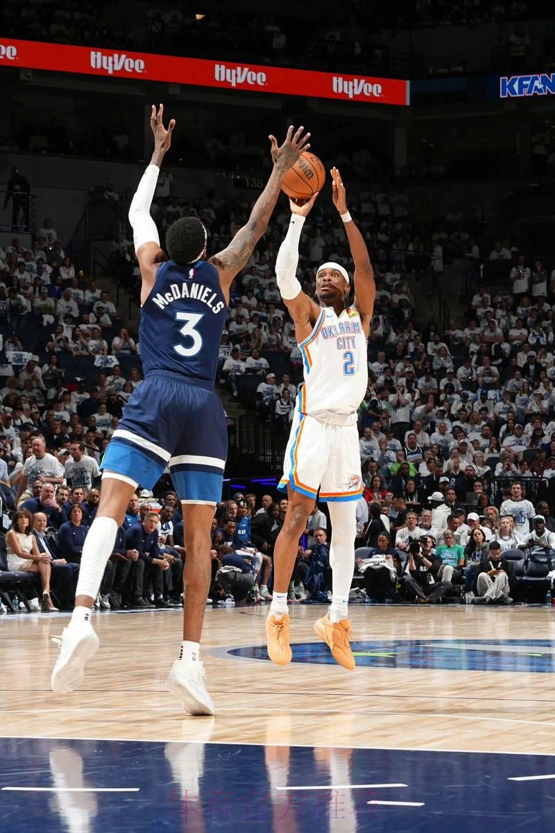 10分优势终结四连胜！森林狼力克热火，爱德华兹20分成制胜关键